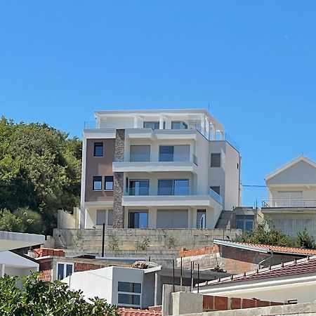 Apartments Hollaj Улцинь Экстерьер фото