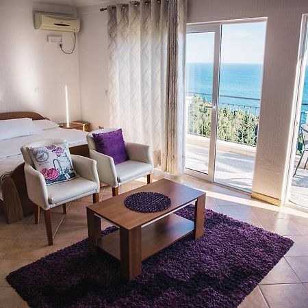 Apartments Hollaj Улцинь Экстерьер фото