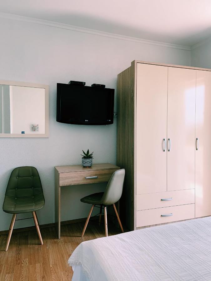 Apartments Hollaj Улцинь Экстерьер фото