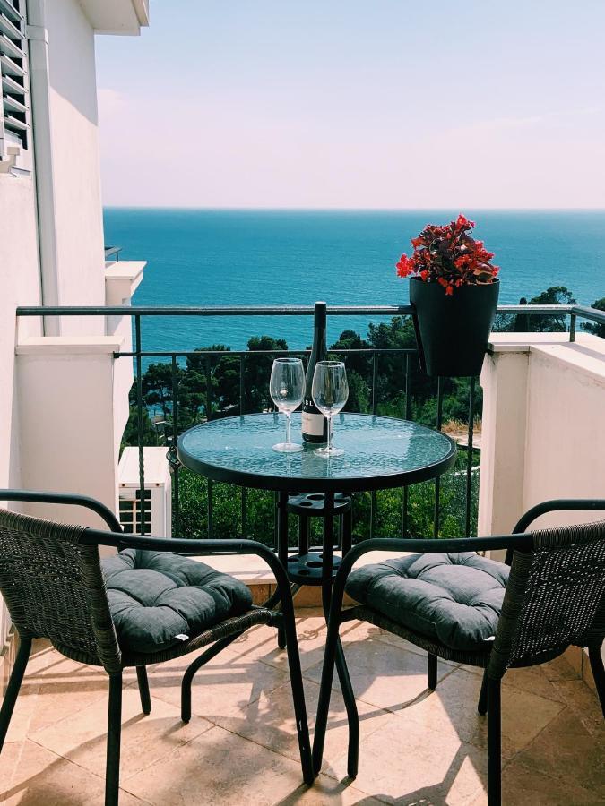 Apartments Hollaj Улцинь Экстерьер фото