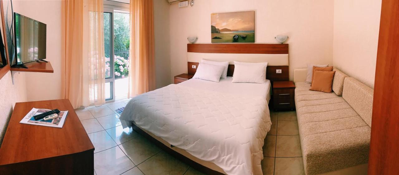 Apartments Hollaj Улцинь Экстерьер фото