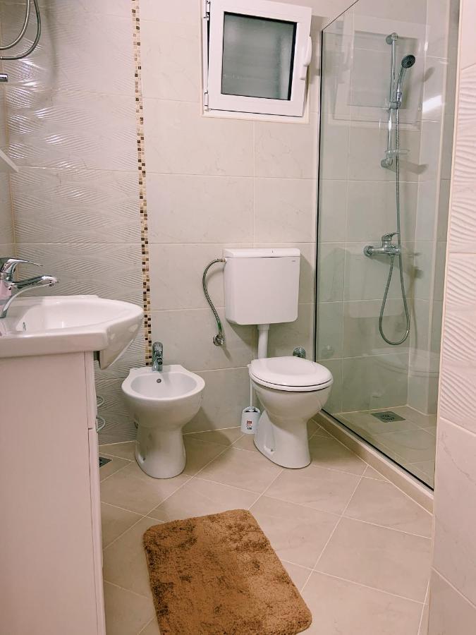 Apartments Hollaj Улцинь Экстерьер фото