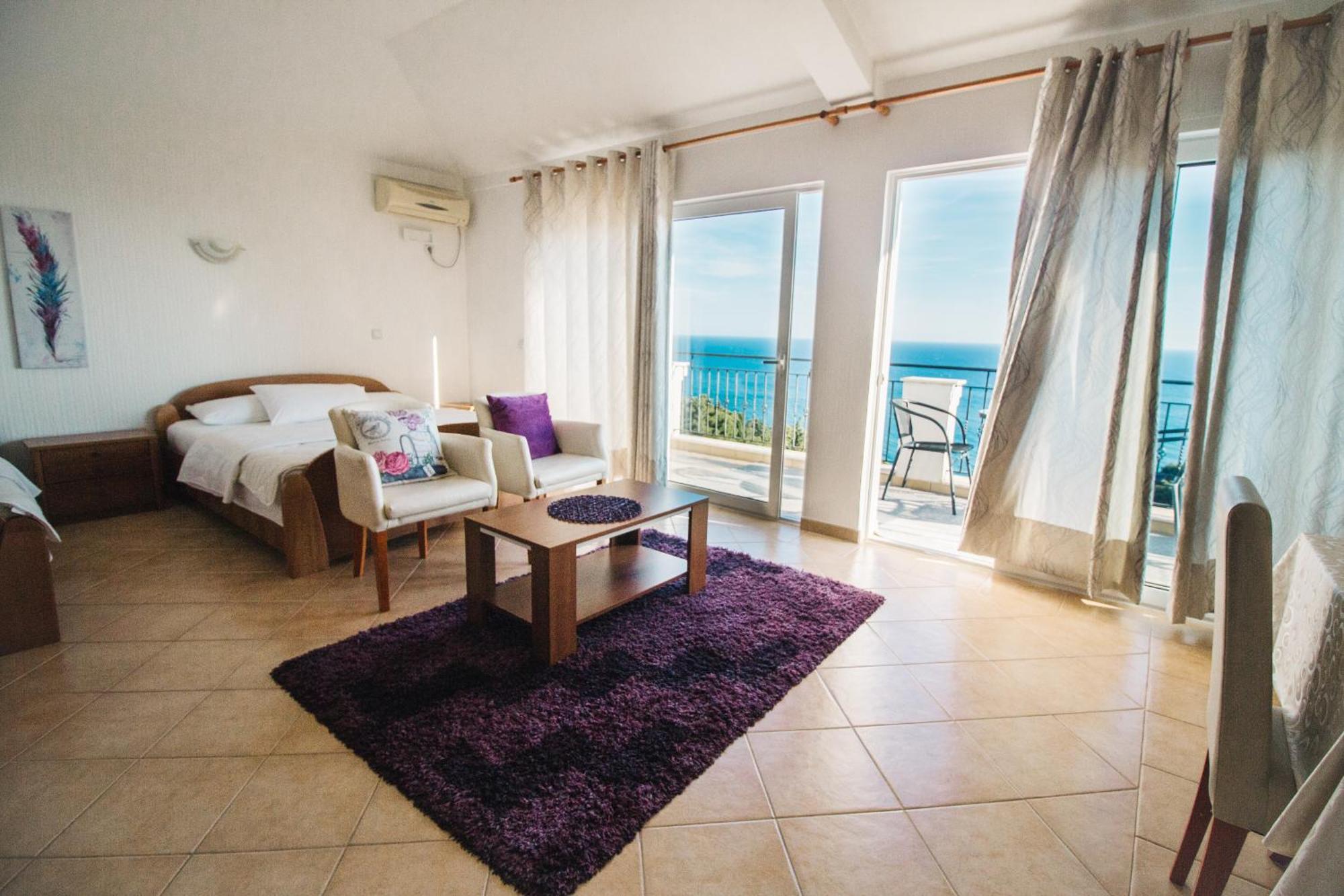 Apartments Hollaj Улцинь Экстерьер фото