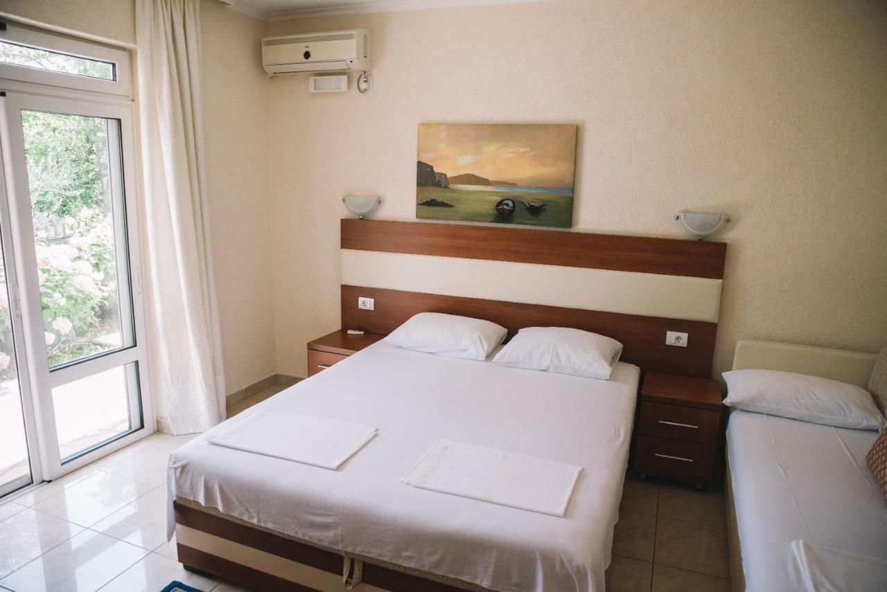 Apartments Hollaj Улцинь Экстерьер фото
