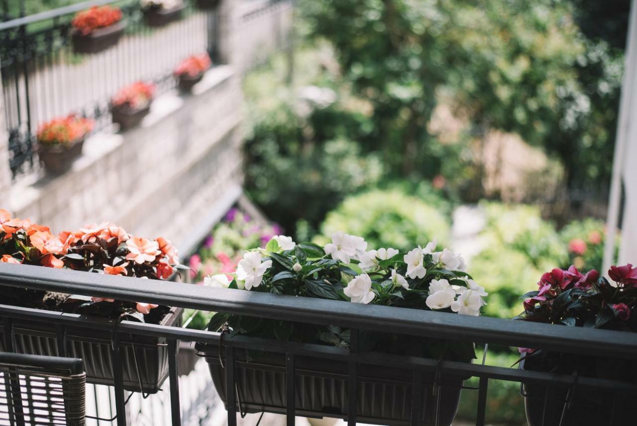 Apartments Hollaj Улцинь Экстерьер фото