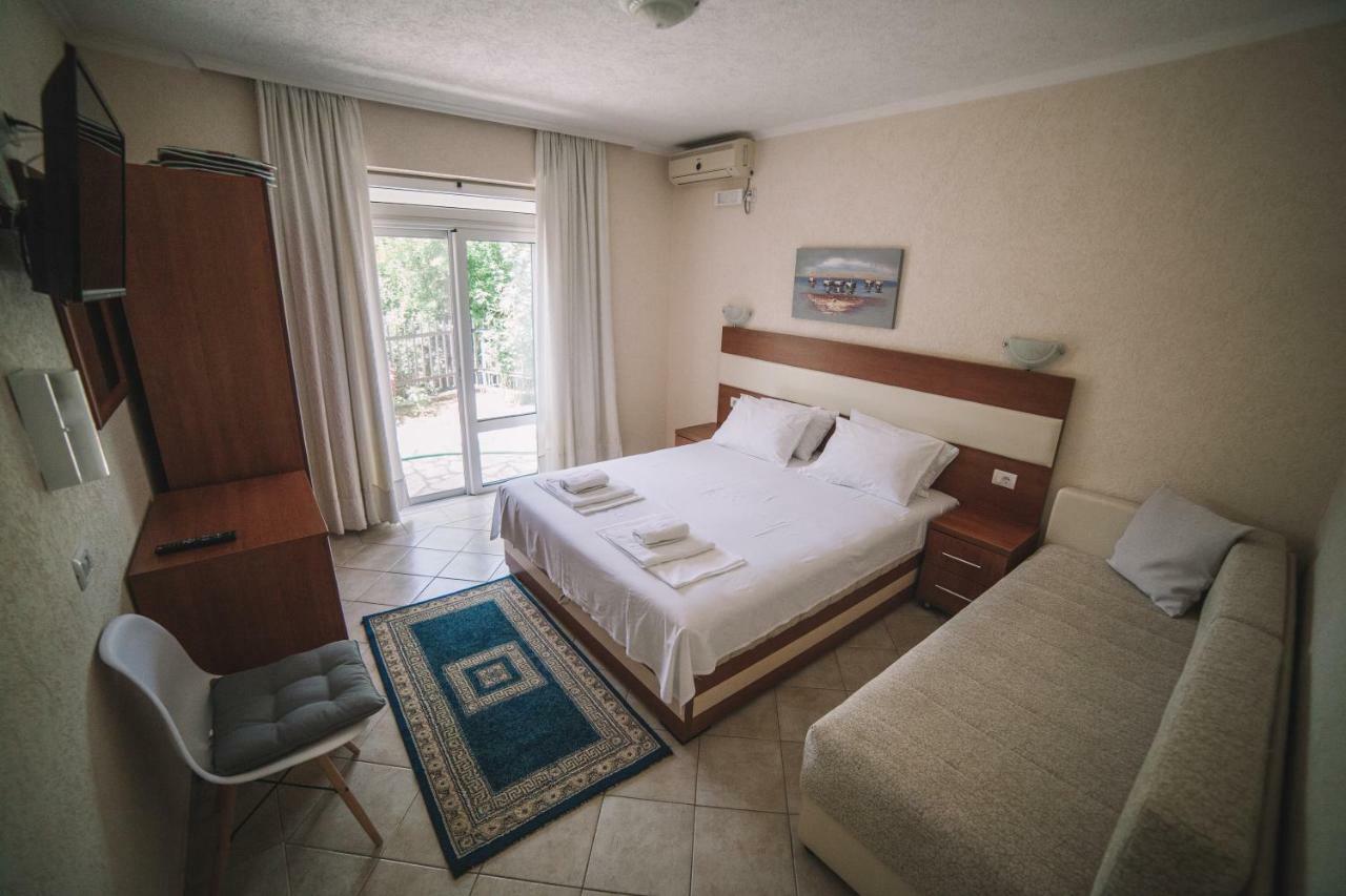 Apartments Hollaj Улцинь Экстерьер фото